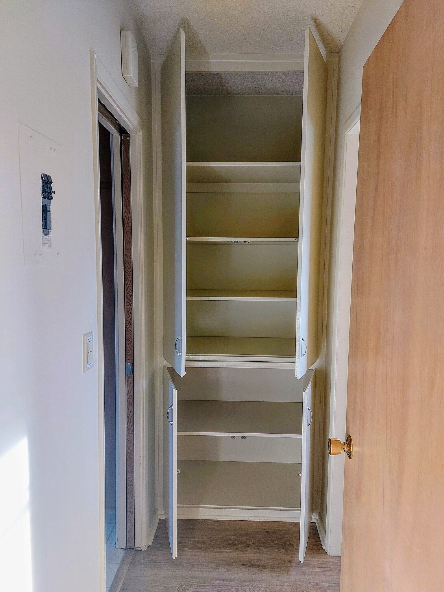 Building Photo - 1038 12th St