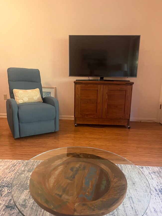 Building Photo - 4629 Morningside