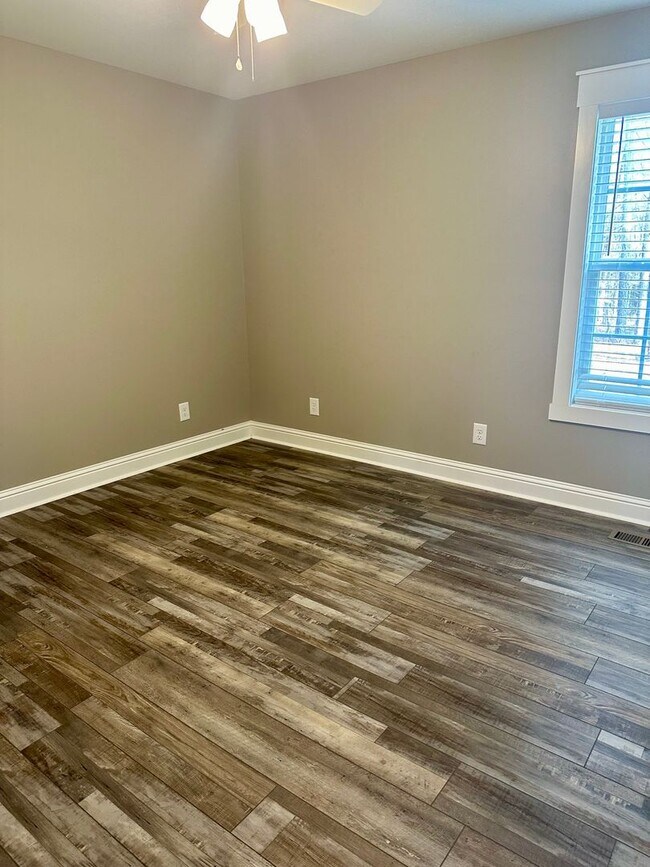 Building Photo - New construction 3 bedroom 2 bath