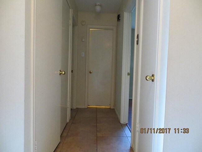 Building Photo - 5418 Baslow Dr