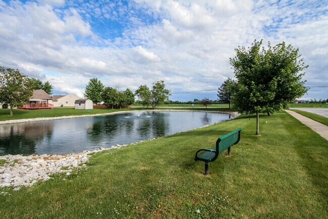 Building Photo - 713 Millbrook Dr