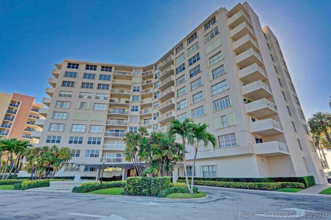 Building Photo - 2600 N Flagler Dr