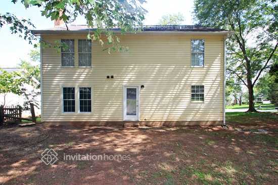 Building Photo - 9411 White Cedar Ct
