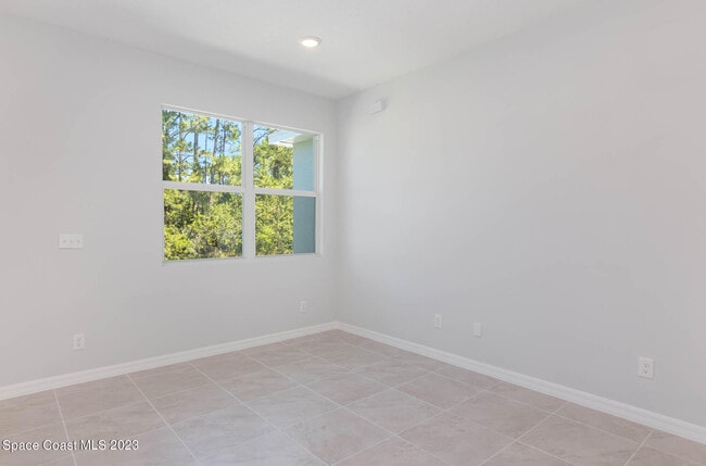 Building Photo - 1808 Pirate Ave SE