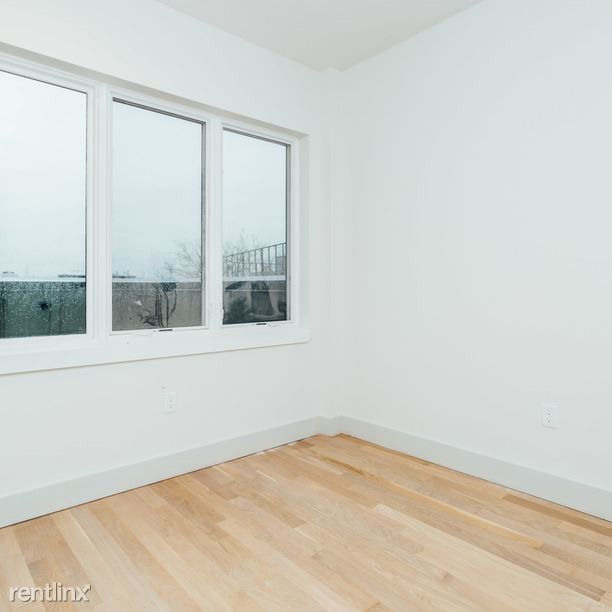 Building Photo - 83 Starr St