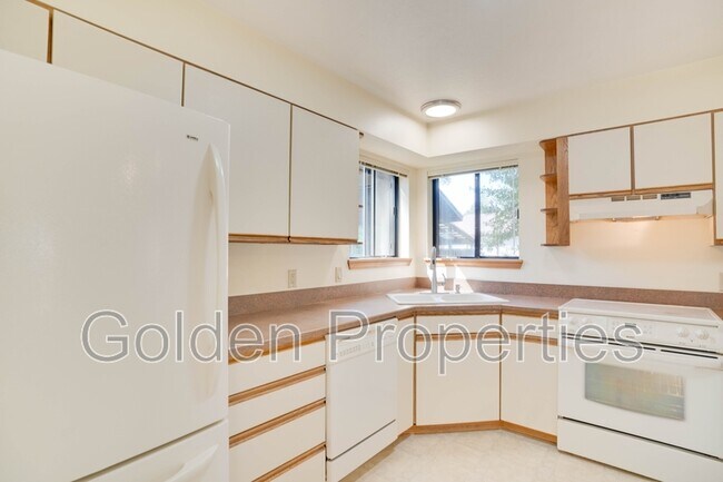 Building Photo - 1130 E Timber Ln