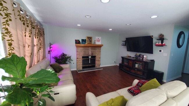 Building Photo - 1289 Estling Ct