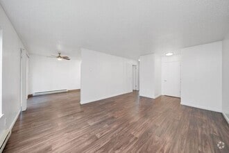 Building Photo - 2 bedroom home in Portsmouth Community!!