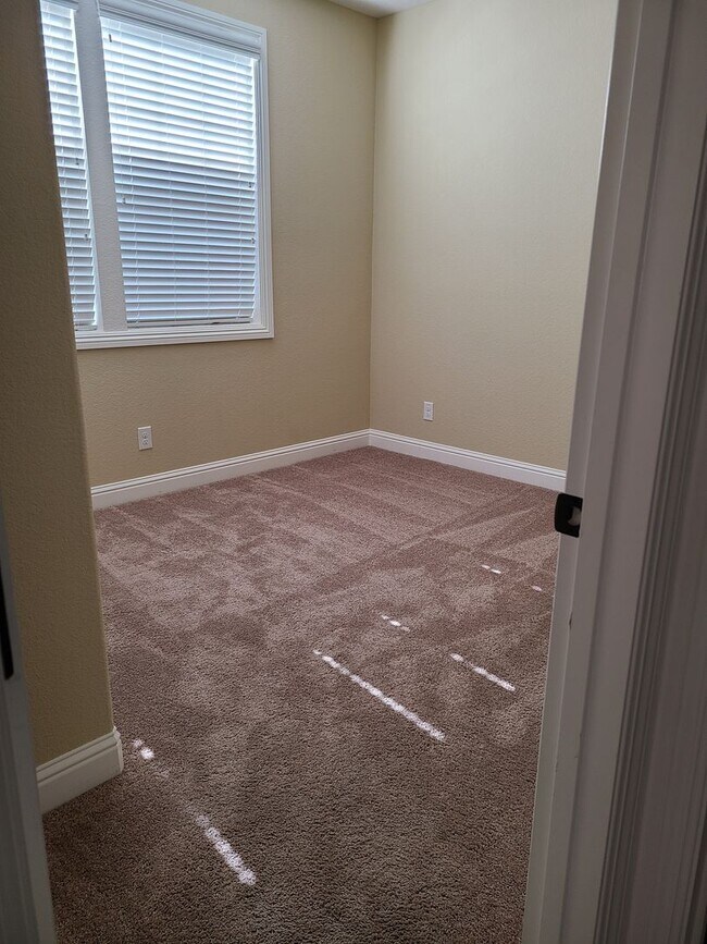 Building Photo - 177 Colner Cir