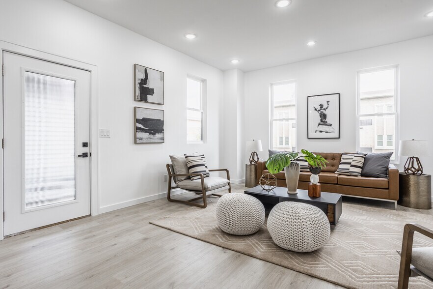 Building Photo - 1309 Spann Ave