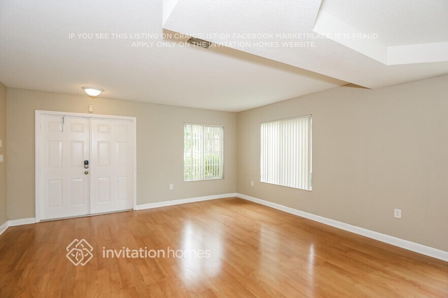 Building Photo - 15510 SW 143rd Terrace