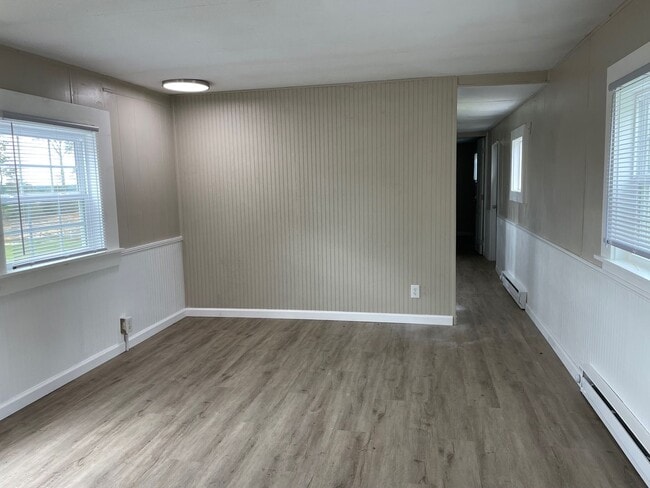 Primary Photo - 2 BED 1 BATH LOCATED IN EAGLE SPRINGS