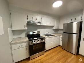 Building Photo - 55 Elmwood Park