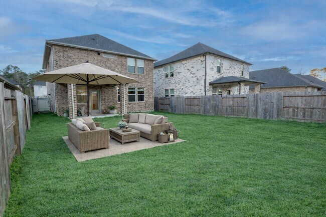 Building Photo - 17549 Rosette Grass Dr