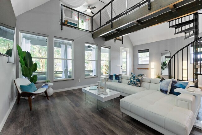 Building Photo - 52 Florida Ave