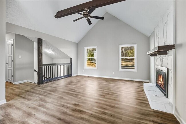 Building Photo - 5825 Stonehaven Dr NW