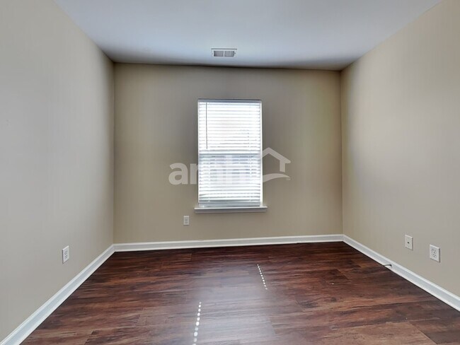 Building Photo - 45 Chey Hill Ln