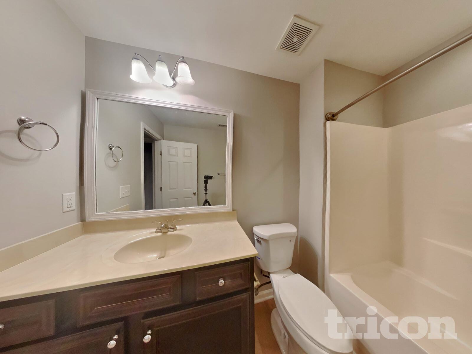 Building Photo - 410 Crutchfield Dr