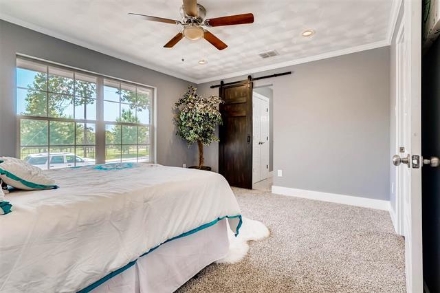 Building Photo - 1715 Pratt St