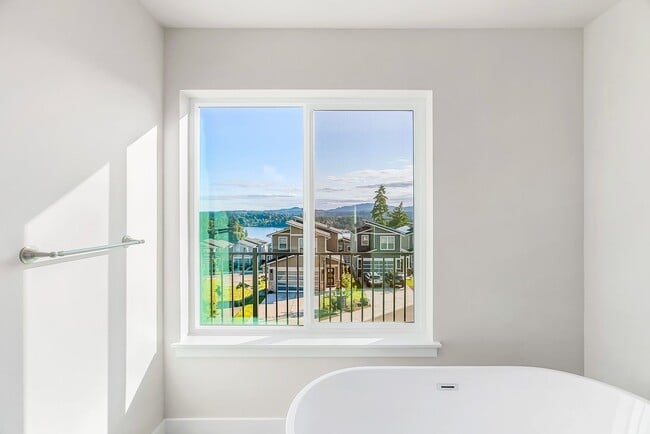 Building Photo - New Construction with a Water View