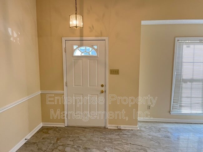 Building Photo - 4155 Tunbridge Pl