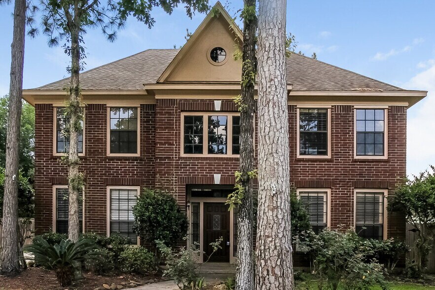 Primary Photo - 5111 Natural Bridge Dr