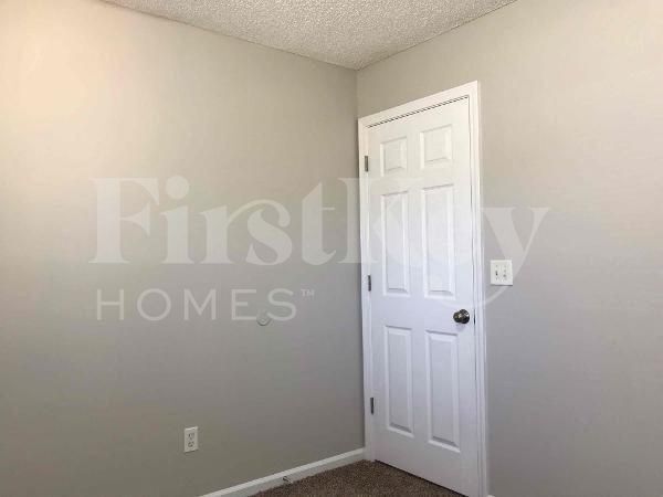 Building Photo - 3267 Chad Bourne Dr