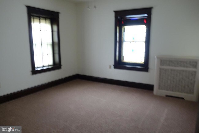 Building Photo - 419 Pennsylvania Ave