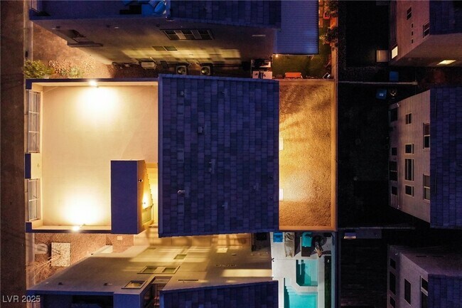 Building Photo - 8040 Haywood Estate Ave