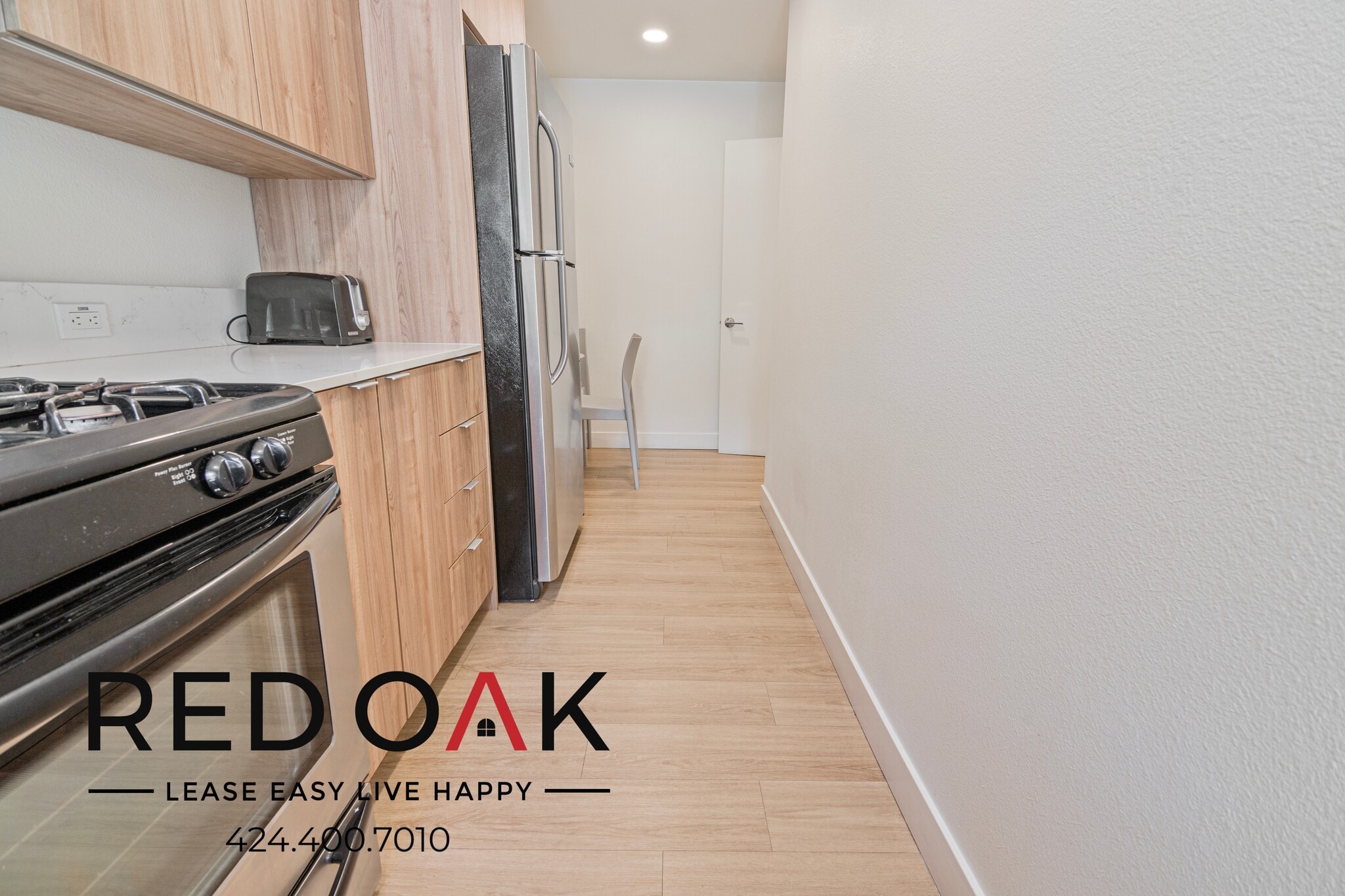 Building Photo - 7810 Topanga Canyon Blvd