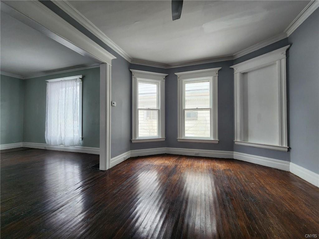 Building Photo - 218 S Pleasant St