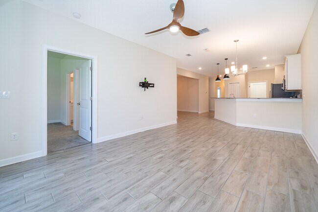 Building Photo - 1173 Trappers Trail Loop