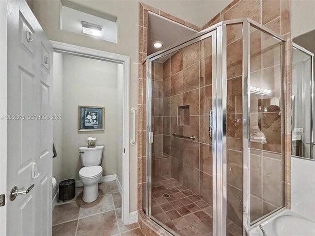 Building Photo - 8390 Big Acorn Cir