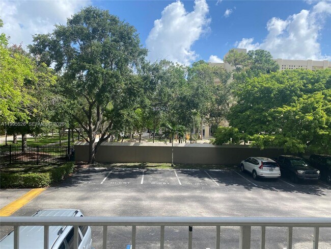 Building Photo - 9301 SW 92nd Ave