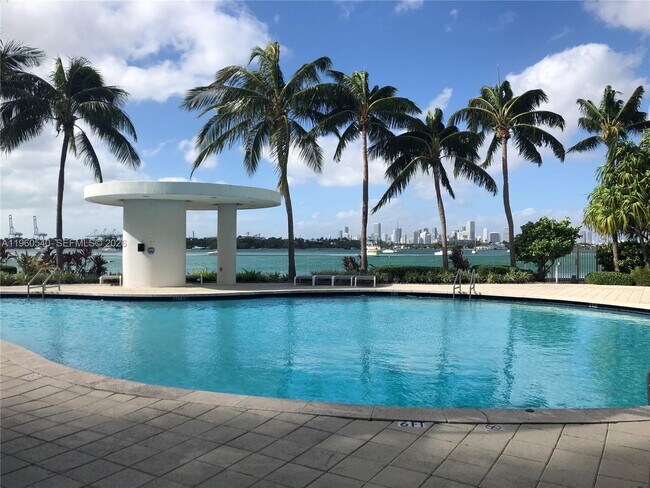 Building Photo - 1330 West Ave