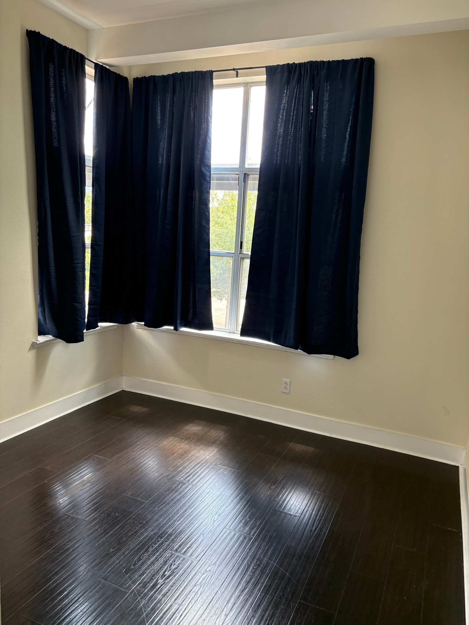 Bedroom 1 - 289 3rd St