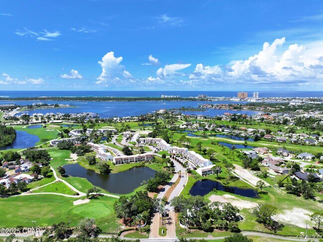 Building Photo - 625 Amberjack Dr