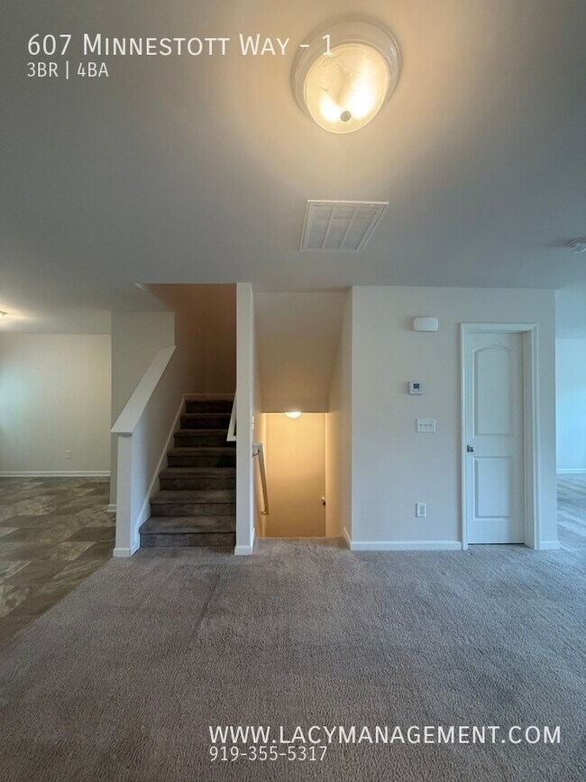 Building Photo - 607 Minnestott Way
