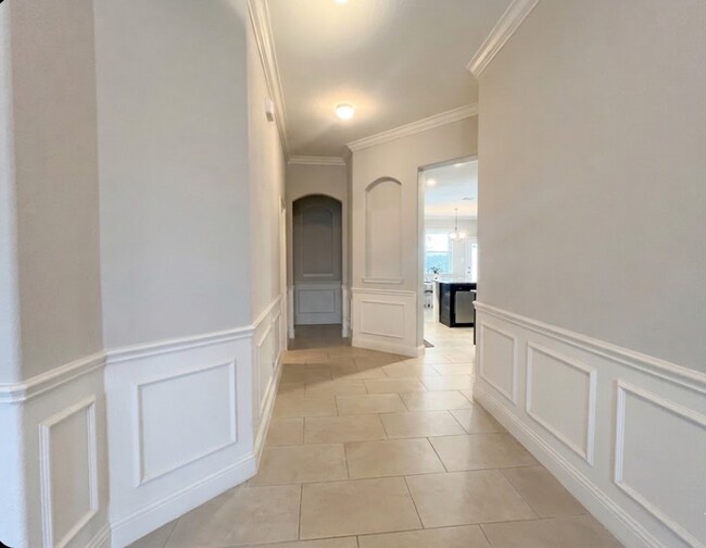 Building Photo - AVAILABLE NOW; APPLY AT OUR WEBSITE TODAY!!