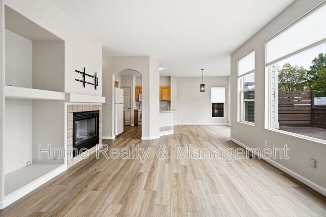 Building Photo - 5174 E 119th Way