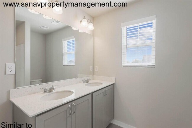 Building Photo - "Stylish 4-Bedroom Home in Prairie Trail with Modern Amenities"