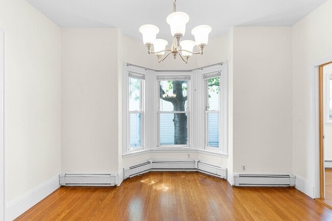 Building Photo - 51 Newbury St