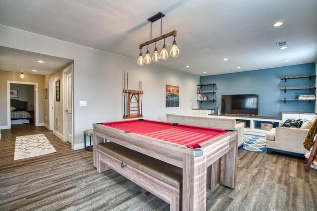 Building Photo - 633 Great Basin Ct