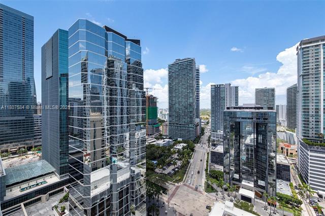 Building Photo - 1200 Brickell Bay Dr