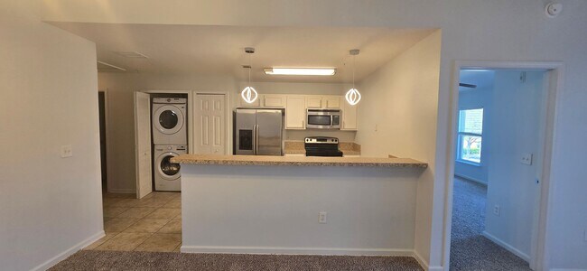 Building Photo - Move-In Special 1/2 off 1st month rent!