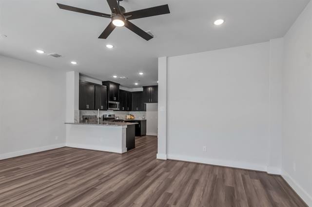 Building Photo - 7545 Reis Ln