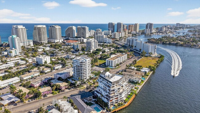 Building Photo - 612 Bayshore Dr