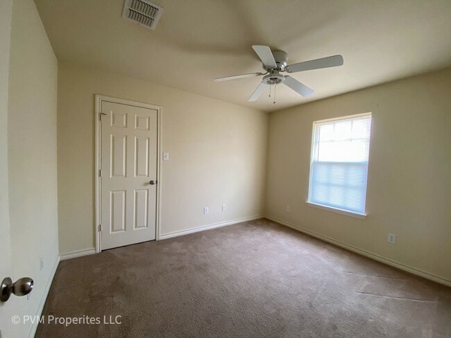 Building Photo - 3061 Palomino Trail