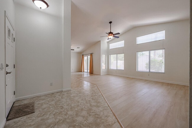 Building Photo - 3081 N 148th Ave