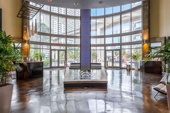 Building Photo - 690 SW 1st Ct